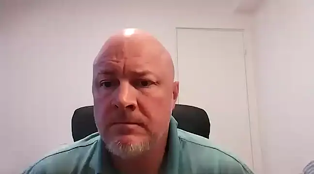 Snapshot of Lucifer29cm chatting on March 6, 9:03 am Lucifer29cm online show from March 6, 9:03 am