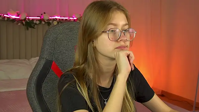 EveMundie online show from September 25, 11:14 am