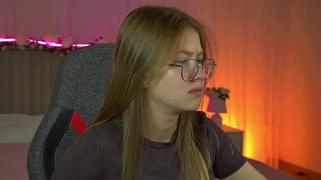 EveMundie online show from October 1, 12:44 pm