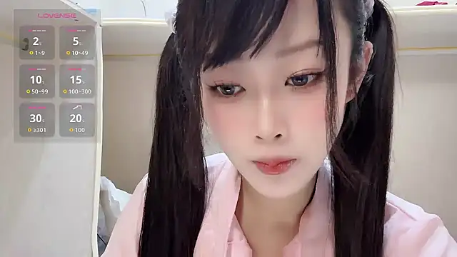 yueyue2003 online show from May 4, 12:34 pm