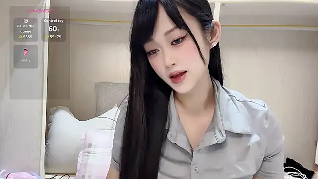 yueyue2003 online show from June 9, 12:50 pm