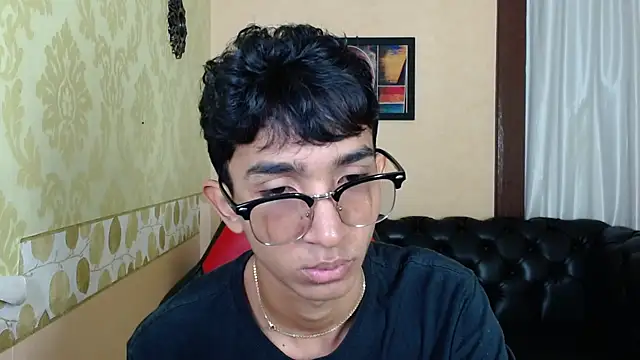 Snapshot of Martin_Linares chatting on March 10, 1:43 pm Martin Linares online show from March 10, 1:43 pm