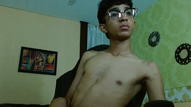 Snapshot of Martin_Linares chatting on March 22, 4:37 pm Martin Linares online show from March 22, 4:37 pm