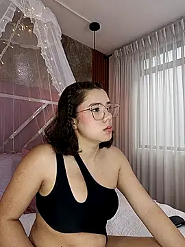 EmmaSulivan online show from March 15, 2:12 pm