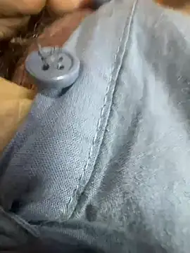 Snapshot of fistared123 chatting on February 15, 2:15 am fistared123 online show from February 15, 2:15 am