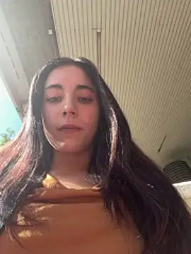sexymelli18 online show from May 5, 8:11 am