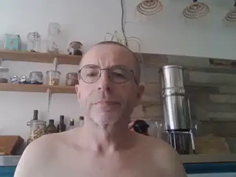 Snapshot of Xavspank2 chatting on July 1, 12:40 pm Xavspank2 online show from July 1, 12:40 pm