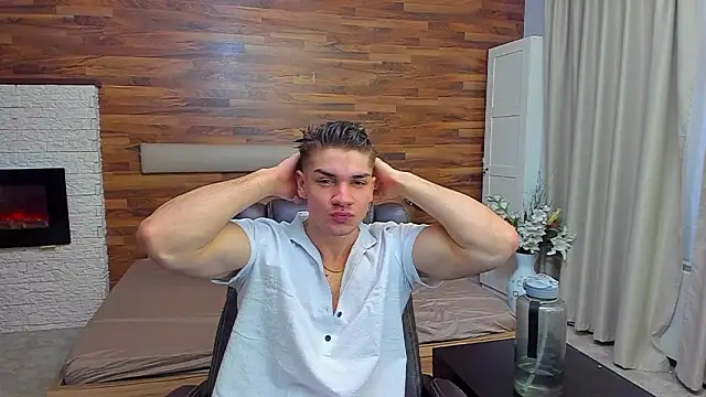 MaxKaiden online show from March 10, 6:18 am