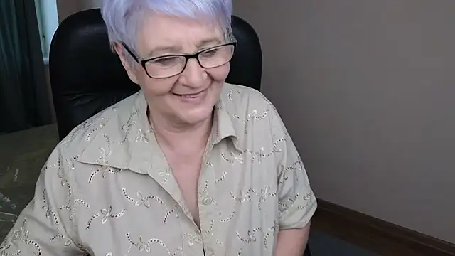 Snapshot of Sandra_Snowflake chatting on March 19, 1:18 pm Sandra Snowflake online show from March 19, 1:18 pm