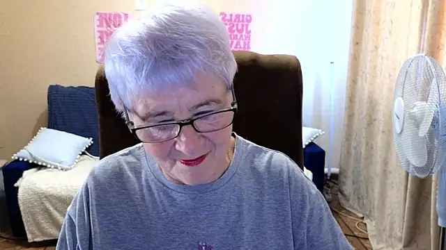 Sandra Snowflake online show from June 19, 4:17 am