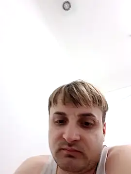 Eusuntnoulgigolo online show from March 31, 5:24 pm