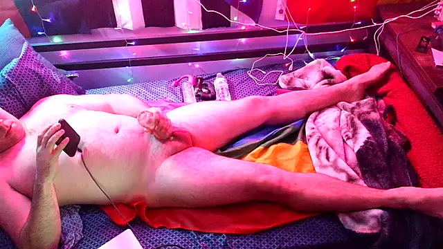 Snapshot of cumfun110 chatting on November 16, 12:16 am cumfun110 online show from November 16, 12:16 am