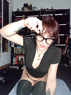 MirianaB online show from December 19, 6:59 pm