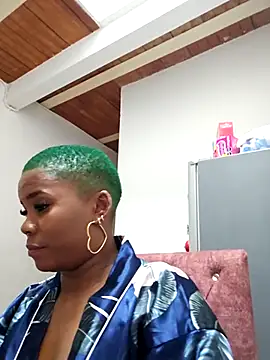 Snapshot of DashaSousaa chatting on February 28, 7:25 pm DashaSousaa online show from February 28, 7:25 pm