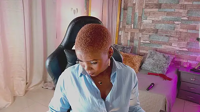 Snapshot of DashaSousaa chatting on September 13, 1:55 pm DashaSousaa online show from September 13, 1:55 pm