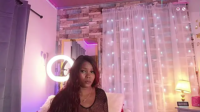 Snapshot of DashaSousaa chatting on December 22, 12:02 pm DashaSousaa online show from December 22, 12:02 pm