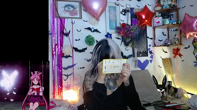 purplekattlyn online show from April 2, 10:02 am