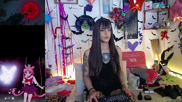 purplekattlyn online show from June 3, 5:10 am