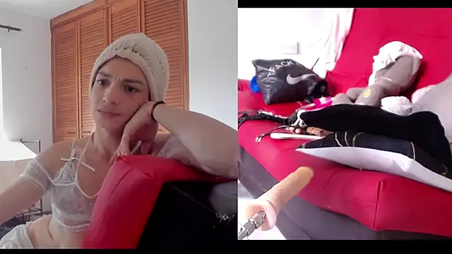 afroditacute15 online show from September 15, 5:13 pm