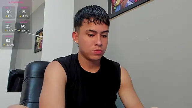 Snapshot of mattiwsmorris_ chatting on March 9, 3:49 pm mattiwsmorris online show from March 9, 3:49 pm