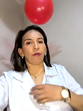 Mrsvictoriaaa online show from February 19, 2:12 pm