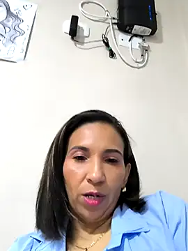 Mrsvictoriaaa online show from February 21, 5:42 pm