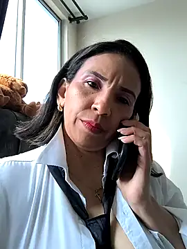 Mrsvictoriaaa online show from March 8, 8:46 pm