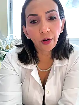 Mrsvictoriaaa online show from November 23, 6:52 pm