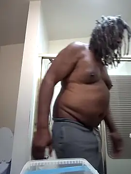 Snapshot of KingSlim56 chatting on March 11, 3:29 pm KingSlim56 online show from March 11, 3:29 pm