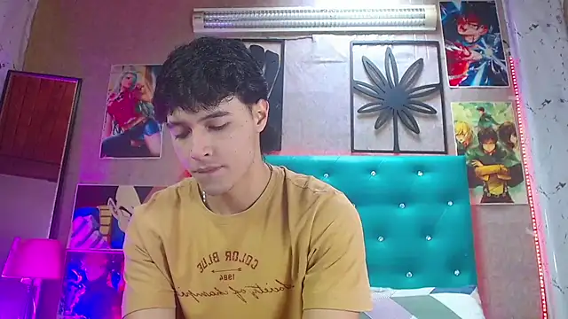 LiamAndrewzz online show from January 10, 6:20 pm