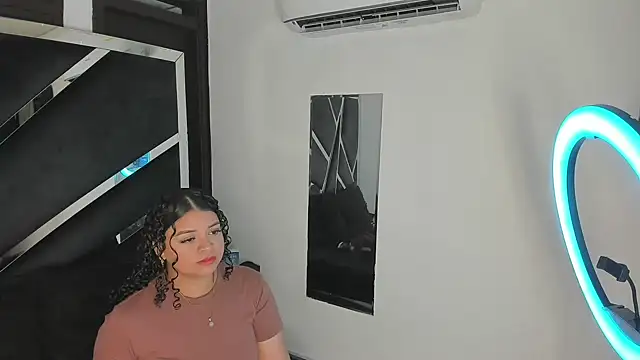 Rubyxht online show from December 5, 12:47 pm