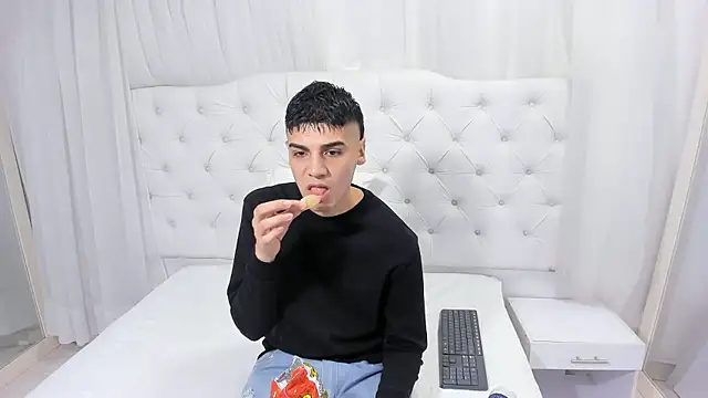 frank jhonsson online show from January 10, 4:09 pm