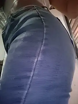 ElaRuil69 online show from May 24, 2:38 am
