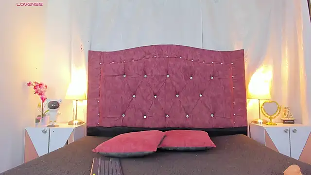 ValentinaGuerra online show from November 27, 1:51 am