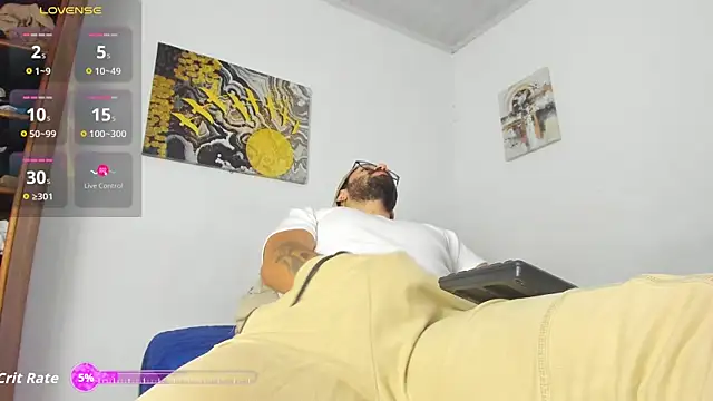 Snapshot of jeyco_santino chatting on September 9, 10:37 am jeyco santino online show from September 9, 10:37 am