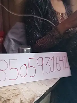 Dolly b online show from February 17, 5:10 pm