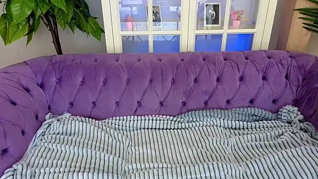 Snapshot of PaigePrado chatting on May 8, 5:57 am PaigePrado online show from May 8, 5:57 am