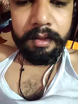 Snapshot of yourindianfellow chatting on June 8, 3:07 am yourindianfellow online show from June 8, 3:07 am