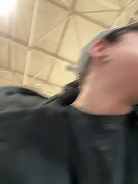 AlishaPrettyBlade online show from April 5, 6:21 am