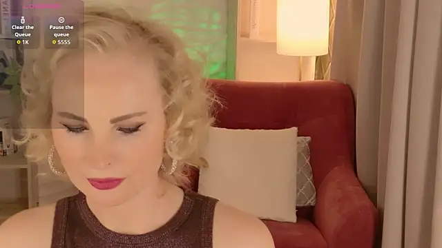 Sandra Kind online show from April 18, 5:44 am