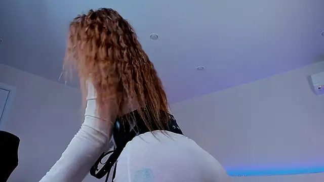 Sofia beautifuul online show from March 21, 6:05 am