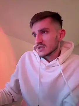 Snapshot of yoyoboy988 chatting on March 16, 7:27 pm yoyoboy988 online show from March 16, 7:27 pm