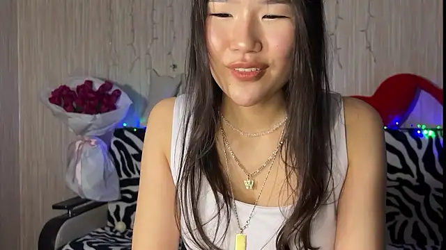 Asian Vi online show from March 11, 5:13 pm