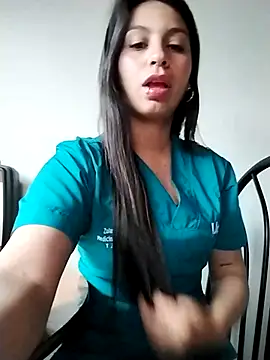 Snapshot of Nat_XxX chatting on February 18, 9:42 pm Nat XxX online show from February 18, 9:42 pm