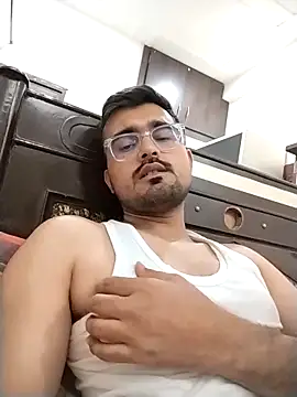 hornypurush online show from April 19, 2:11 am