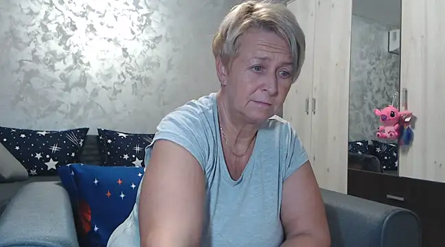 RosesandLillies online show from February 27, 5:04 pm