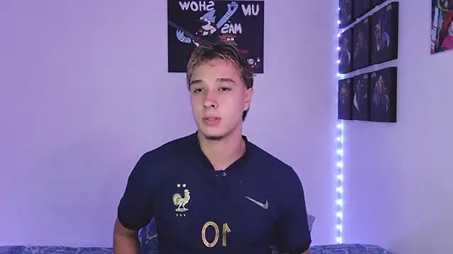 Snapshot of jack_walker190 chatting on September 13, 4:34 am jack walker190 online show from September 13, 4:34 am