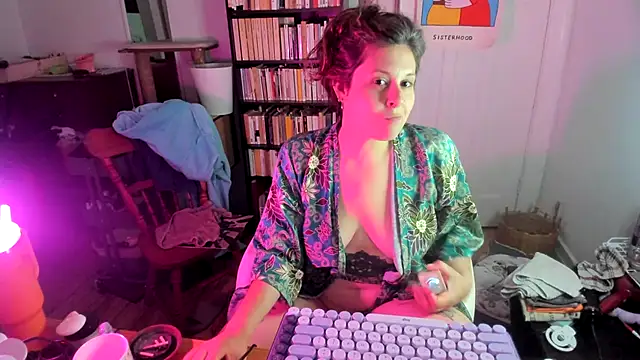 Snapshot of Rosiee69_ chatting on September 16, 7:59 pm Rosiee69  online show from September 16, 7:59 pm