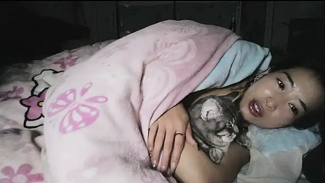 hebe-02 online show from January 7, 6:43 pm