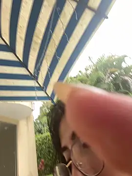 Alice surprise online show from March 6, 9:09 pm